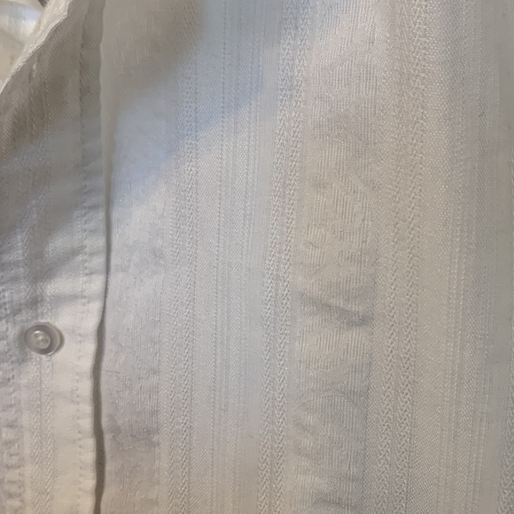 Big and tall white button down. 3xlt - Picture 3 of 3